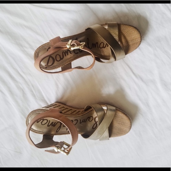 Beautiful Sam Edelman wedges - Picture 3 of 4